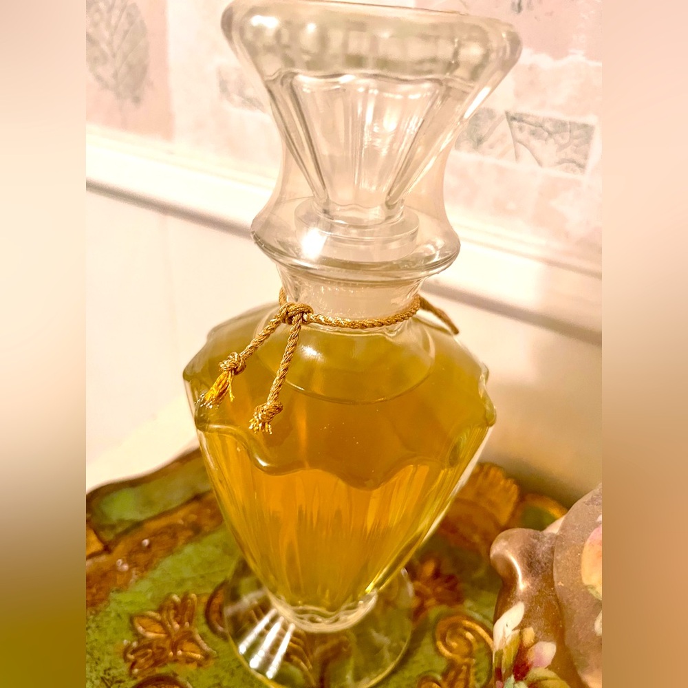 Vintage Rare LADY PRIMROSE’S Royal Extract Bath Shower Gel Glass Decanter Sealed